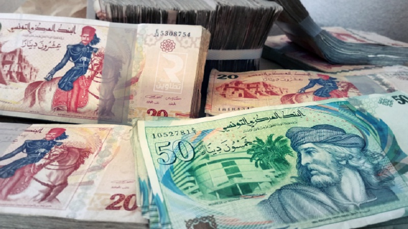 خلال 2022..   4365 مليون دينار وضفتها البنوك على شكل فوائض وعمولات على الحرفاء